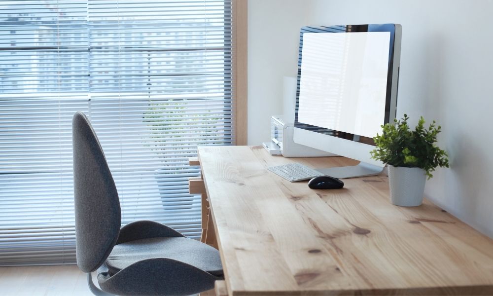 How To Create a Perfectly Minimalist Office Space
