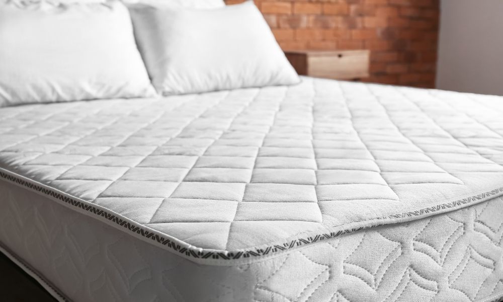 Choosing the Best Mattresses for Hot Sleepers