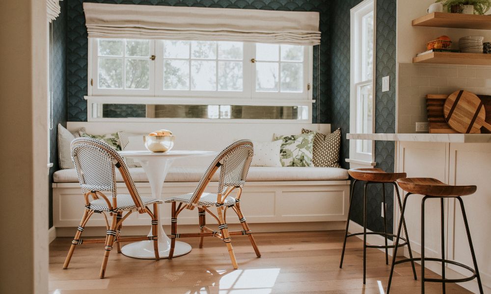 What Is a Dinette? How It Differs From a Dining Table Set