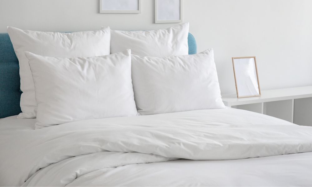 Undeniable Signs That It’s Time for New Bedding