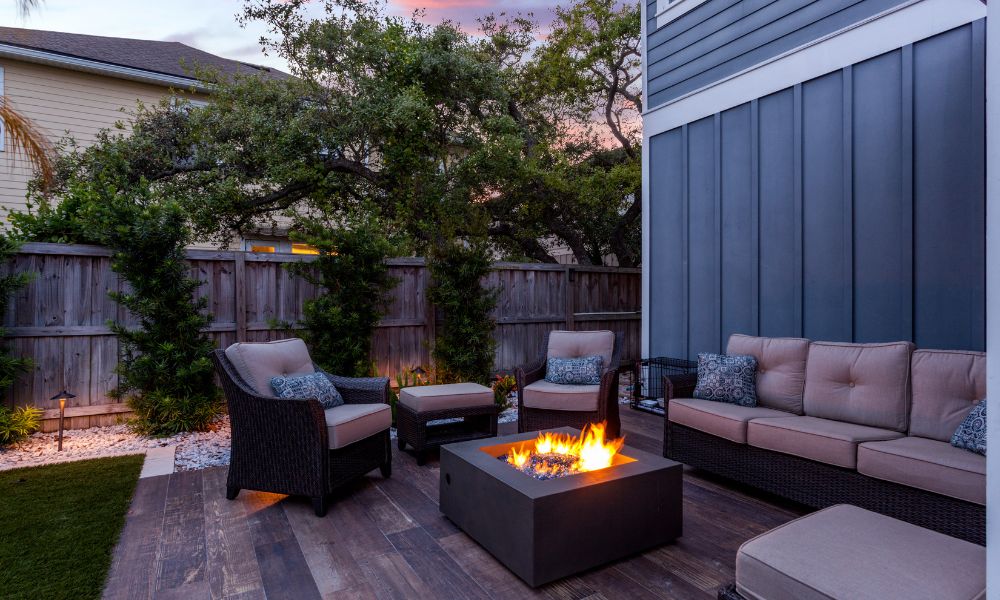 What’s the Best Patio Furniture Material for Texas Weather?