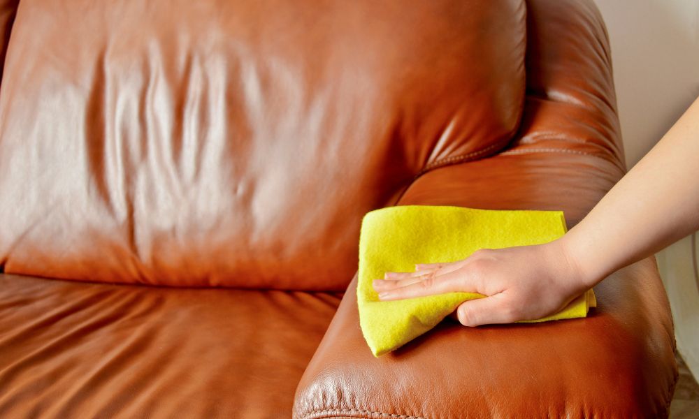 5 Tips To Clean & Condition Your Leather Couch Cushions