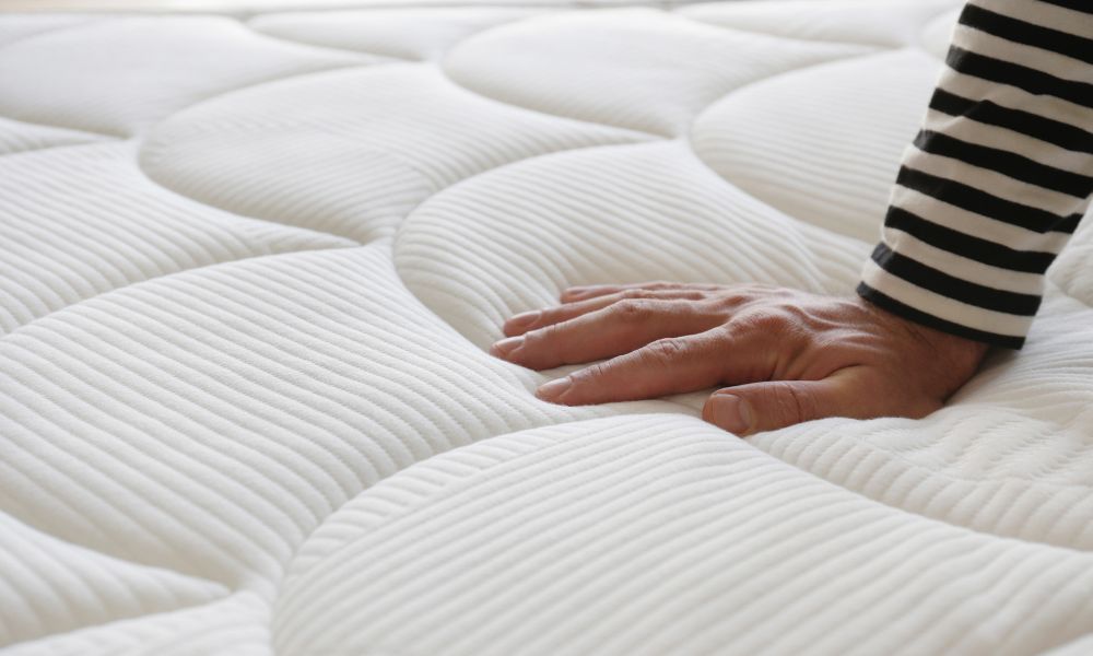 How To Know When It’s Time To Replace an Old Mattress